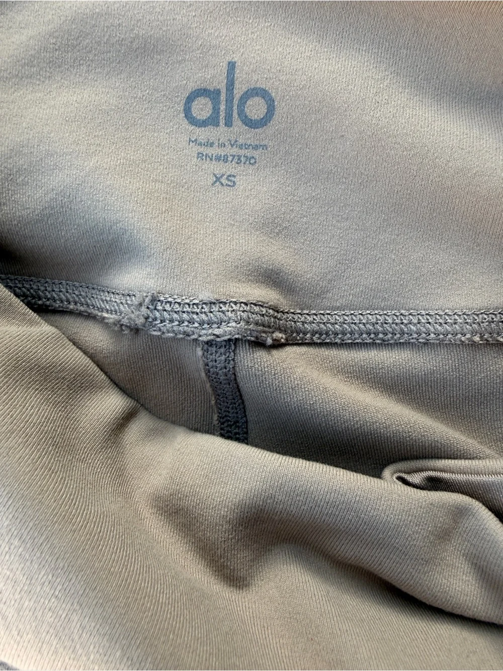 ALO Yoga Moto-Detail High-Waist Leggings in Taupe